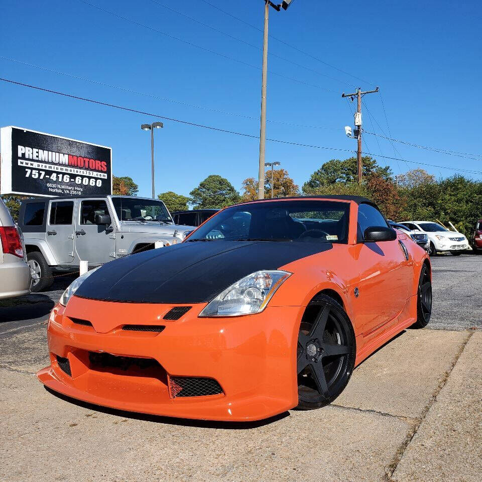 2005 NISSAN 350Z