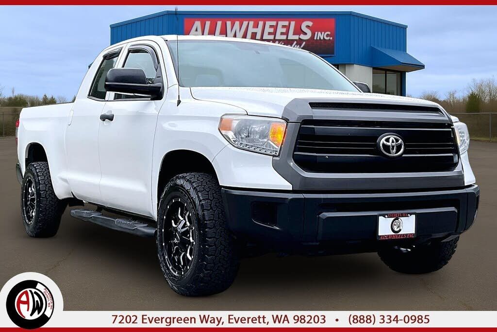 2016 TOYOTA Tundra