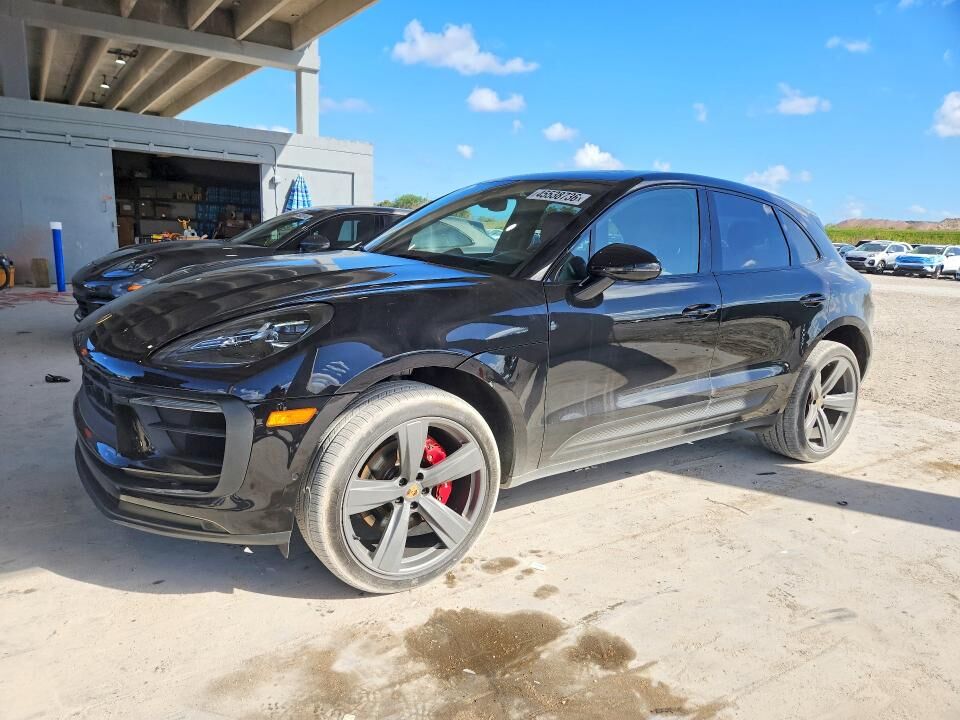 2023 PORSCHE Macan