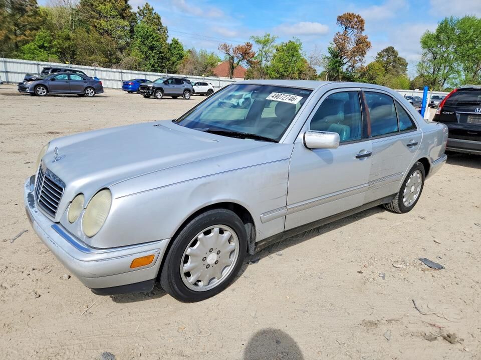 1996 MERCEDES-BENZ E-Class