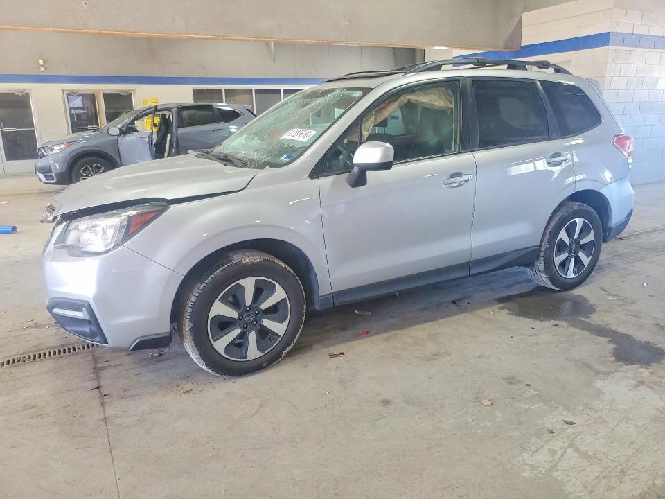 2017 SUBARU Forester