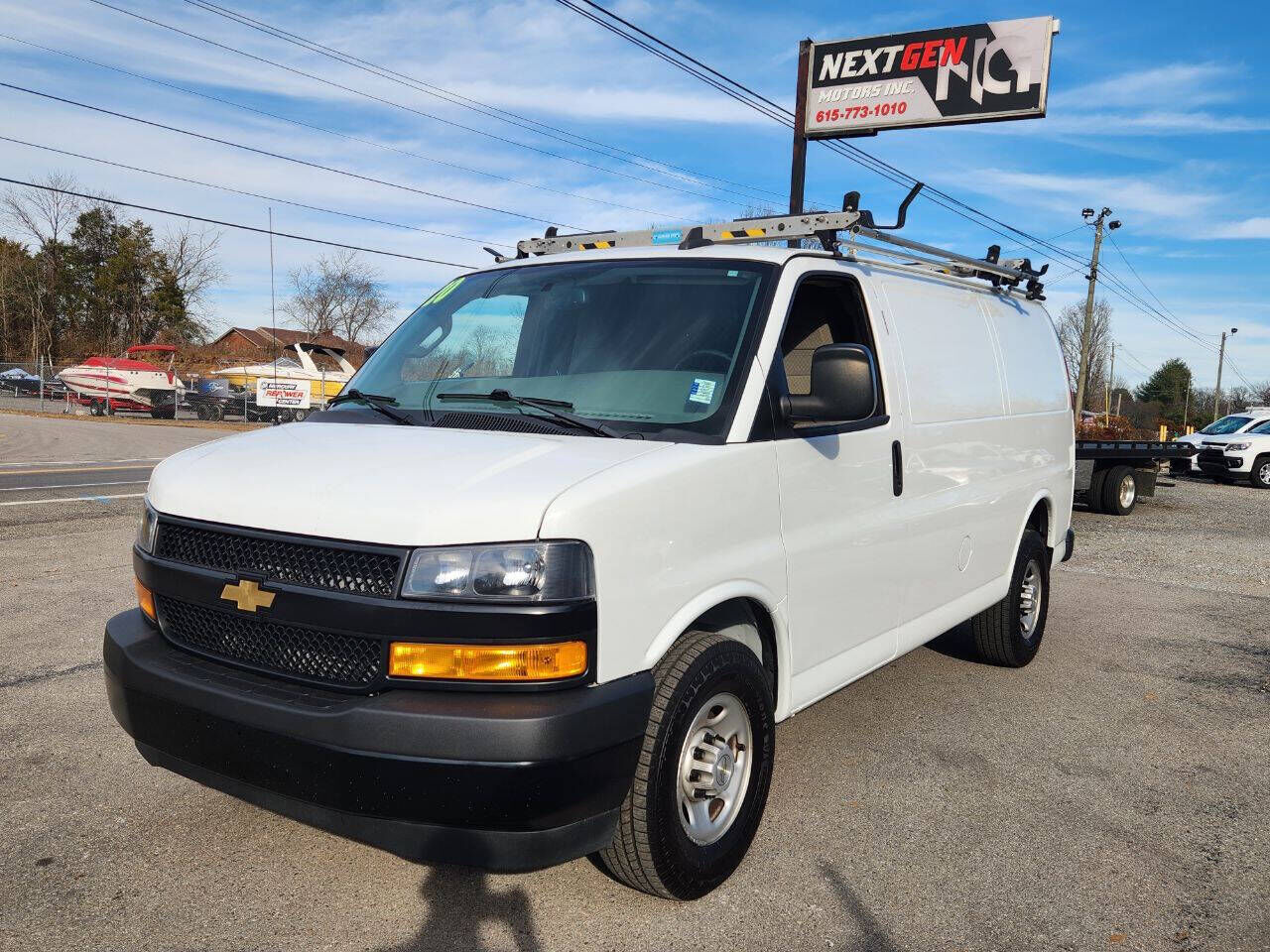 2020 CHEVROLET Express