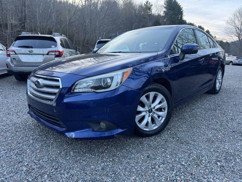 2017 SUBARU Legacy
