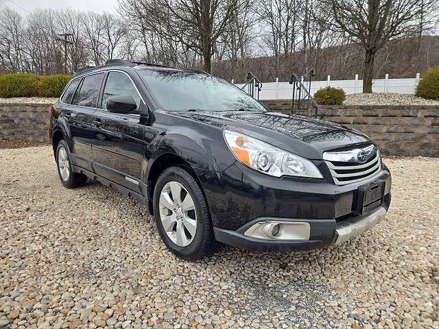 2011 SUBARU Outback