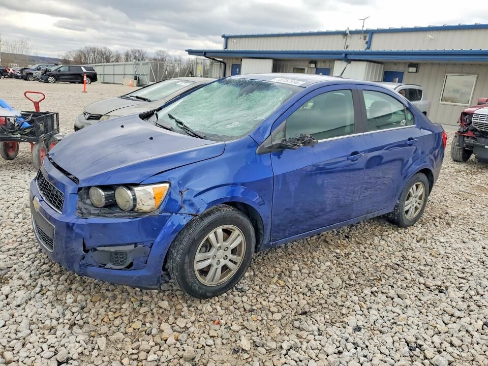 2013 CHEVROLET Sonic