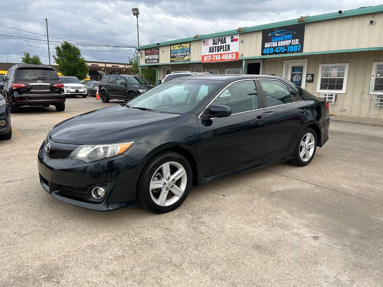 2013 TOYOTA Camry
