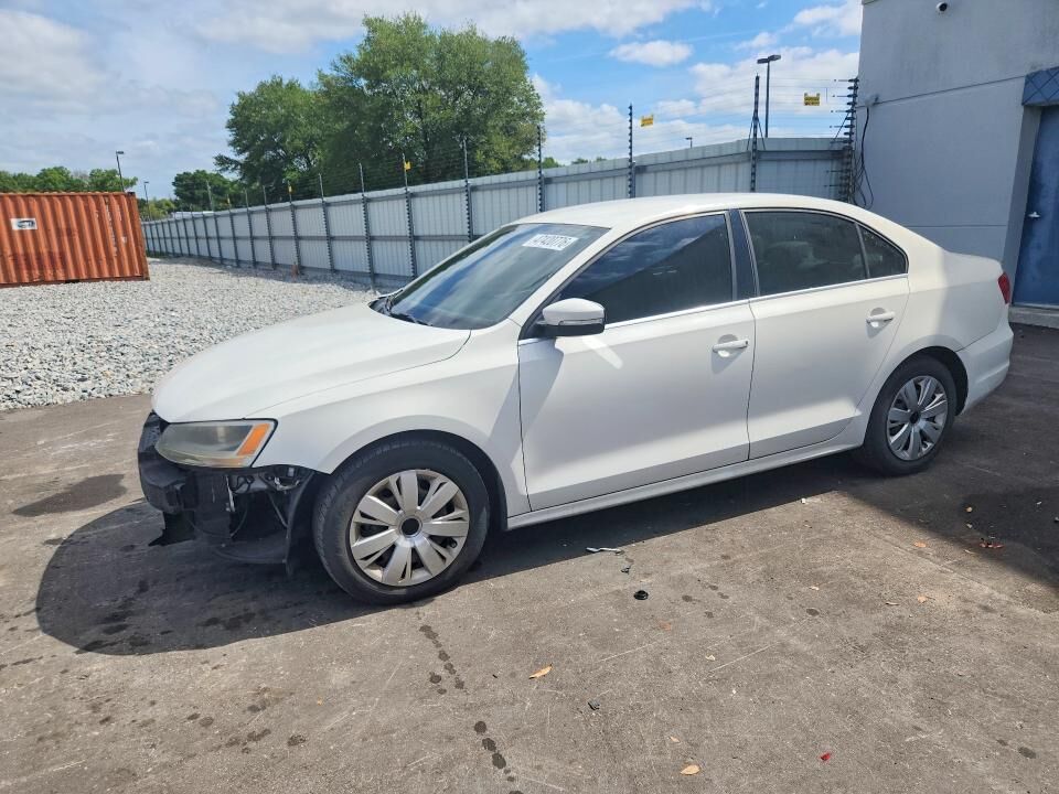 2013 VOLKSWAGEN Jetta