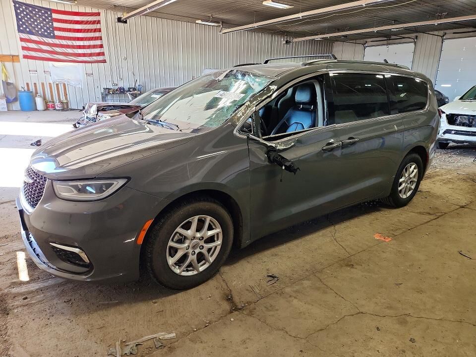 2022 CHRYSLER Pacifica