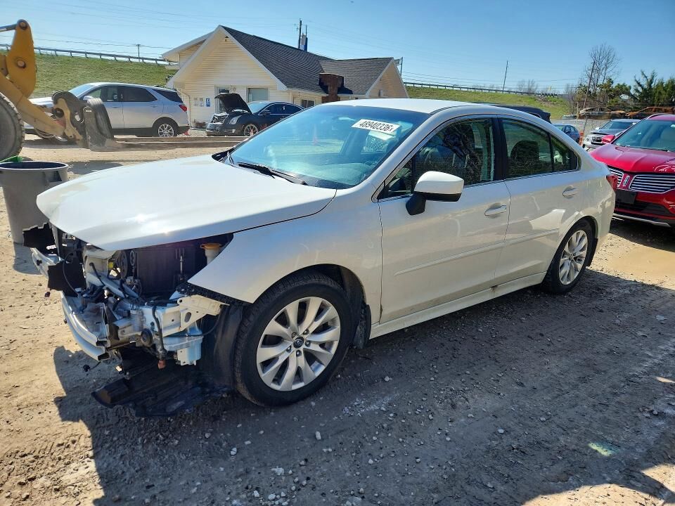 2015 SUBARU Legacy