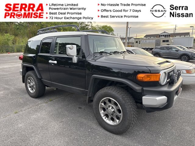 2012 TOYOTA FJ Cruiser