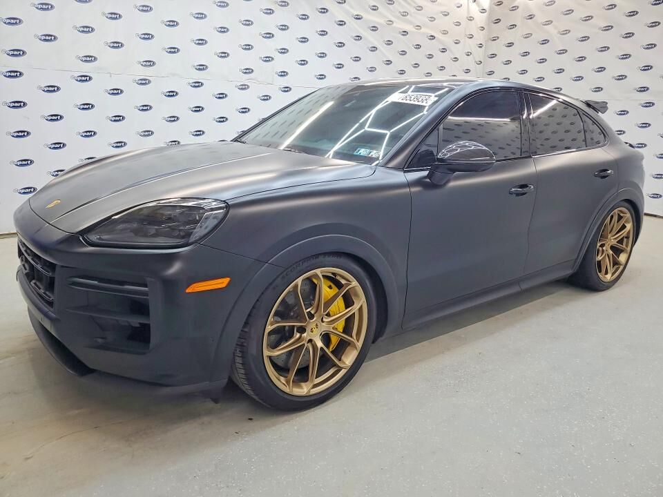 2024 PORSCHE Cayenne