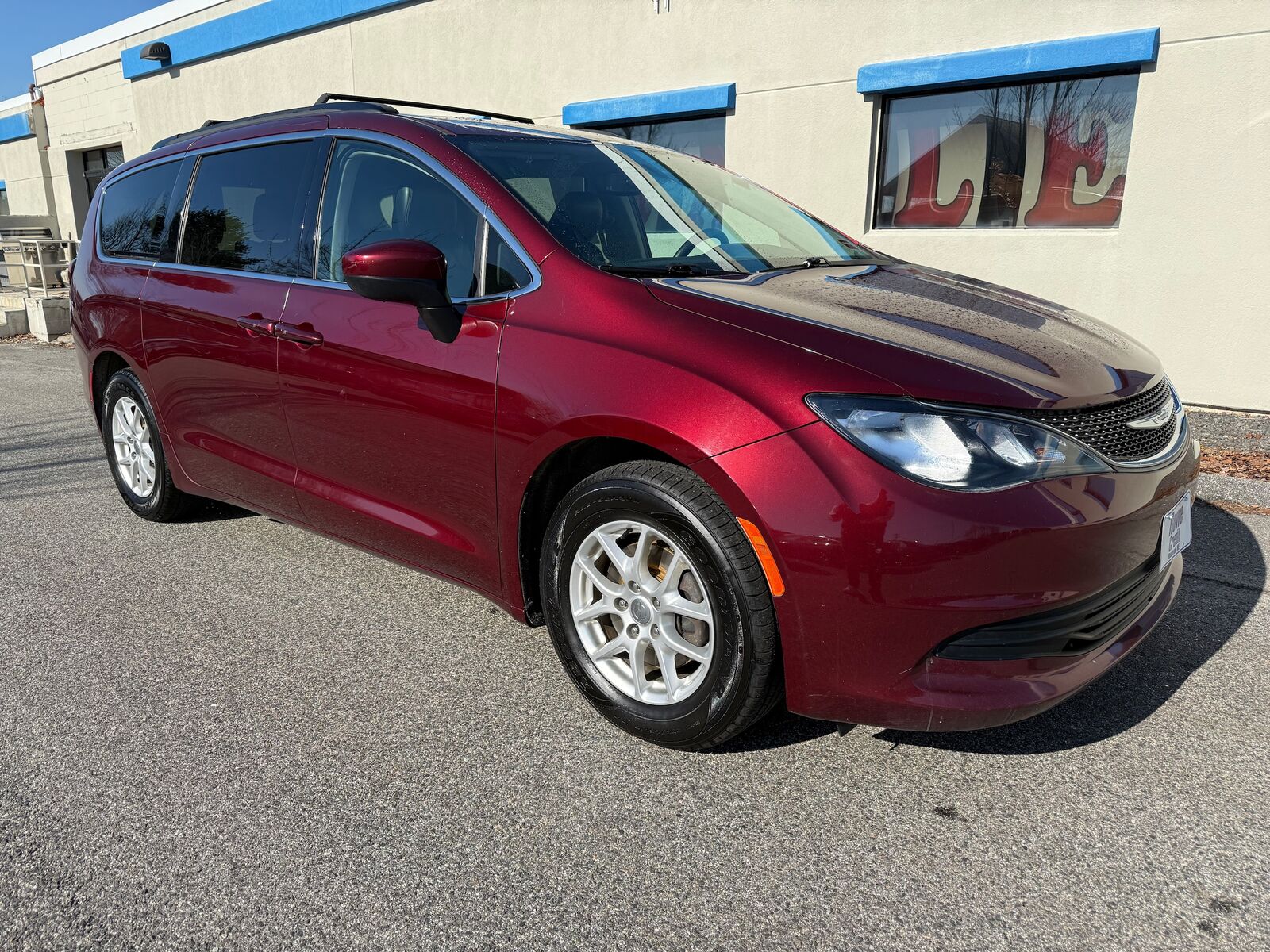 2020 CHRYSLER Voyager