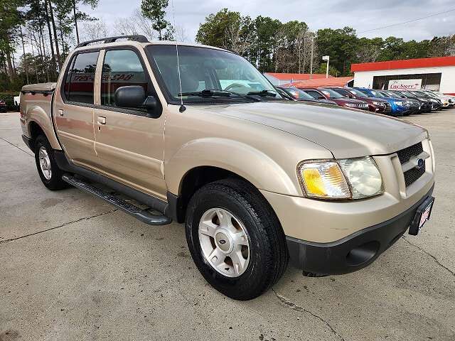 2004 FORD Explorer