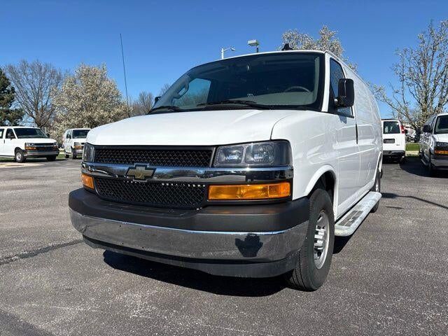 2024 CHEVROLET Express