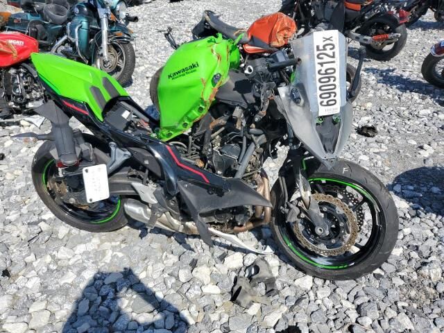 2022 KAWASAKI Ninja