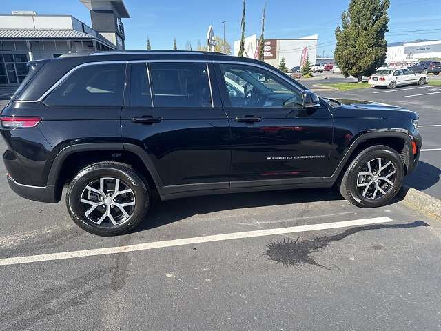 2023 JEEP Grand Cherokee