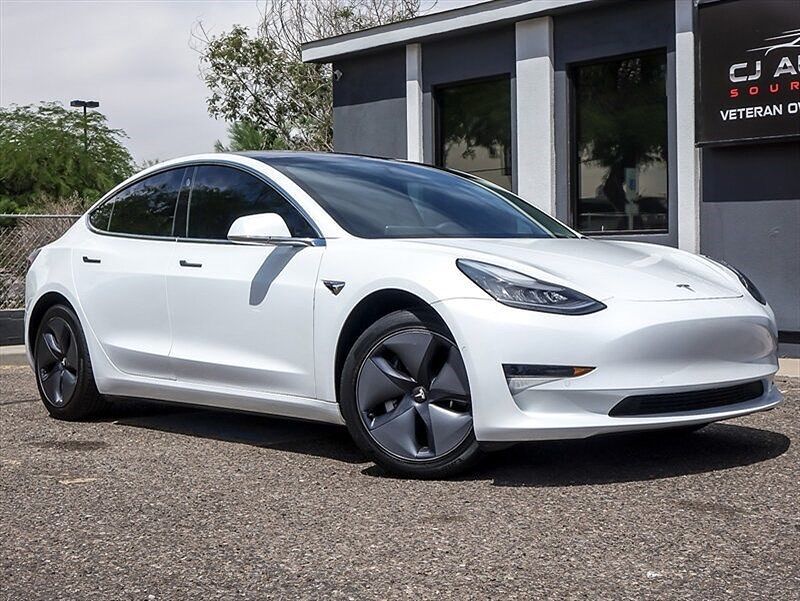 2019 TESLA Model 3