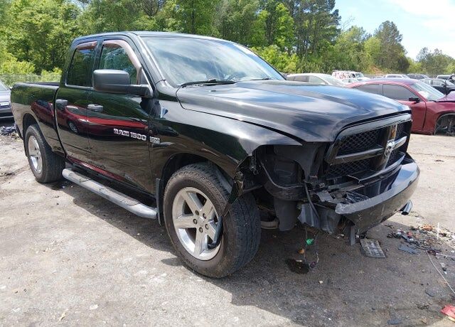 2012 DODGE Ram