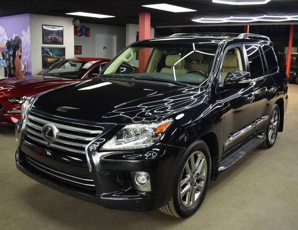 2015 LEXUS LX