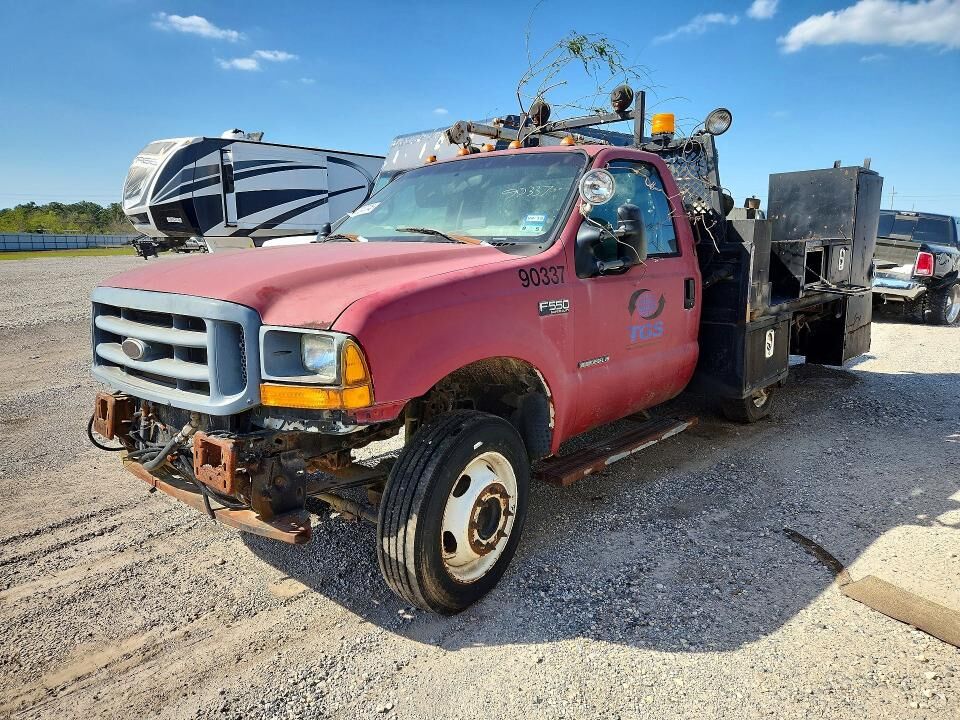 2001 FORD F-550