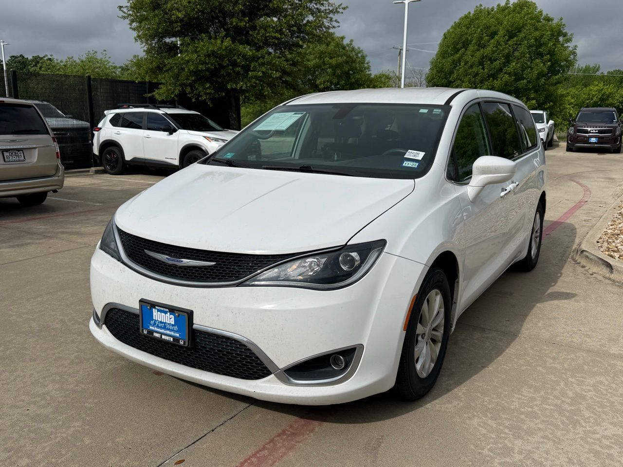 2019 CHRYSLER Pacifica