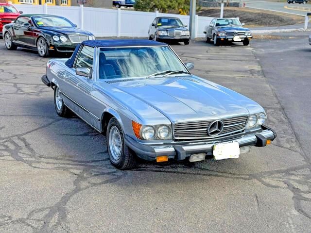 1982 MERCEDES-BENZ 380