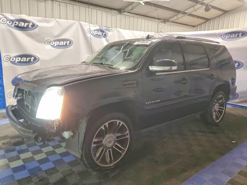2013 CADILLAC Escalade