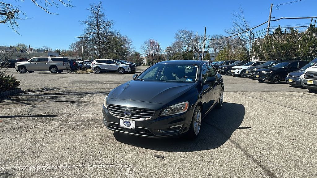2014 VOLVO S60