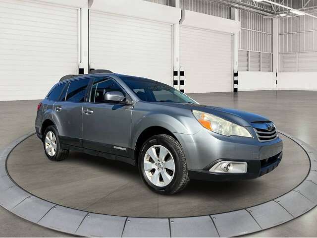 2011 SUBARU Outback