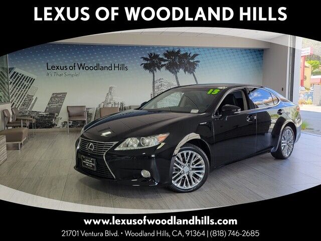 2013 LEXUS ES