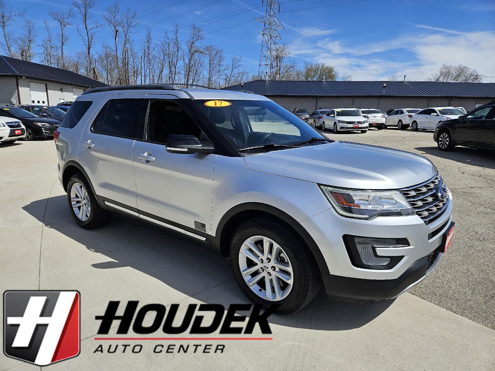2017 FORD Explorer