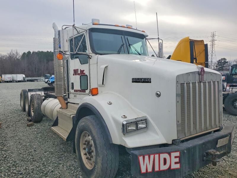 2012 KENWORTH T8 Series