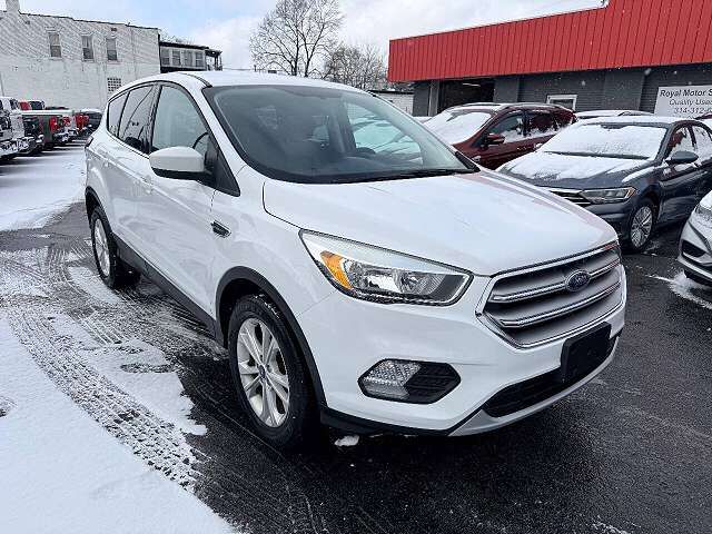 2017 FORD Escape