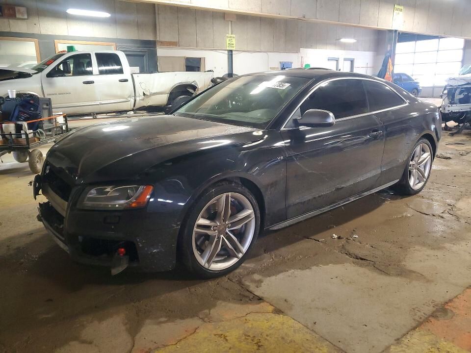 2011 AUDI S5