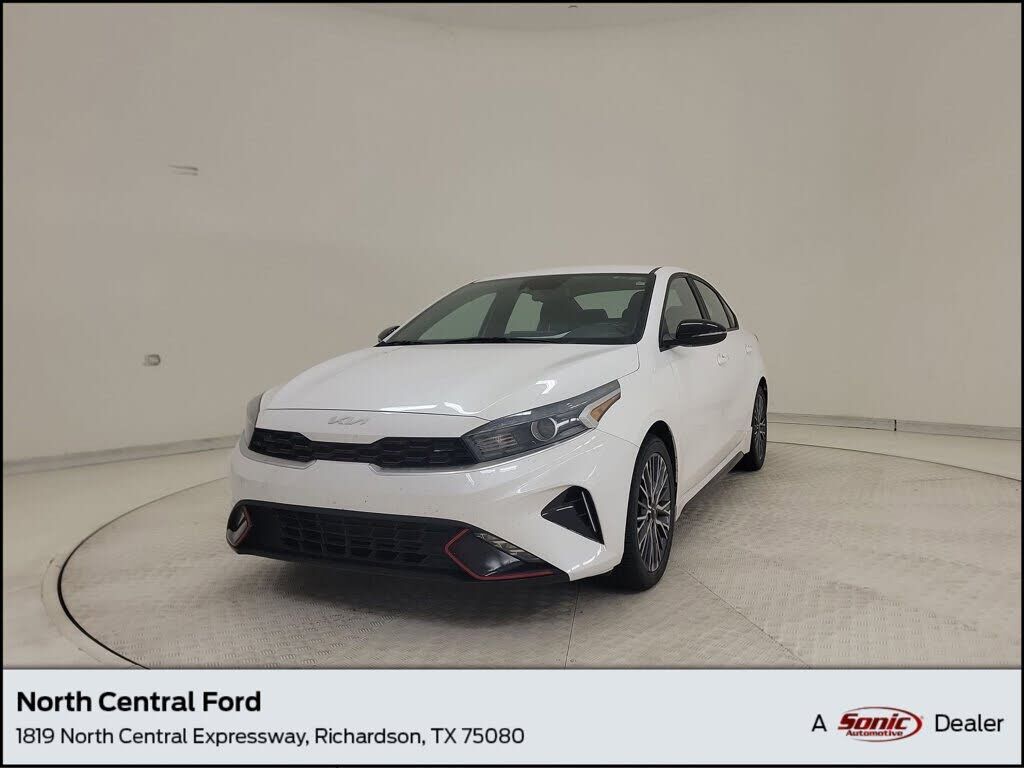 2023 KIA Forte