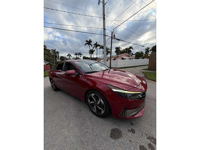 2021 HYUNDAI Elantra