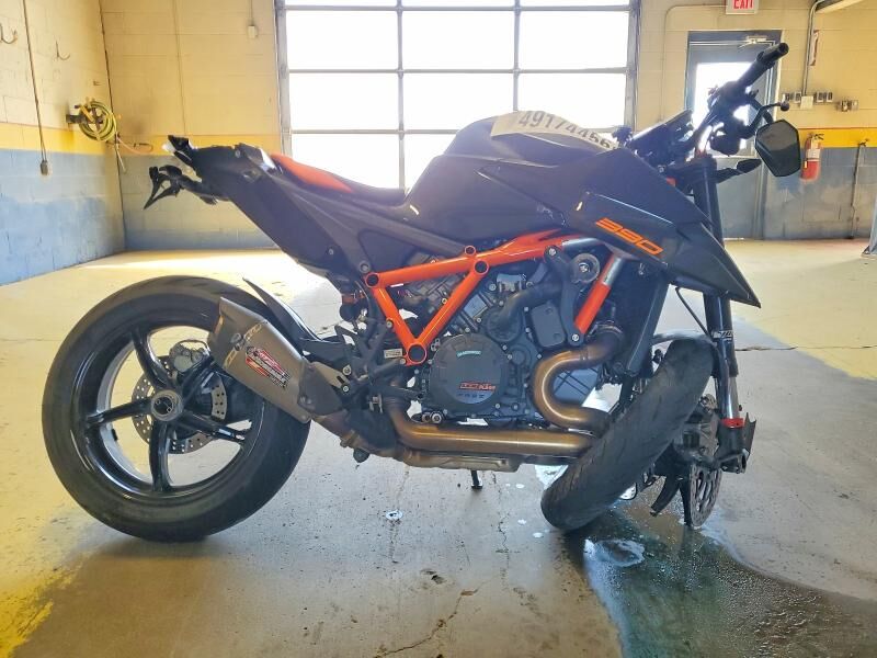 2020 KTM Super Duke R