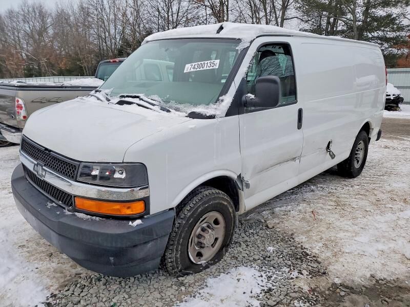 2018 CHEVROLET Express