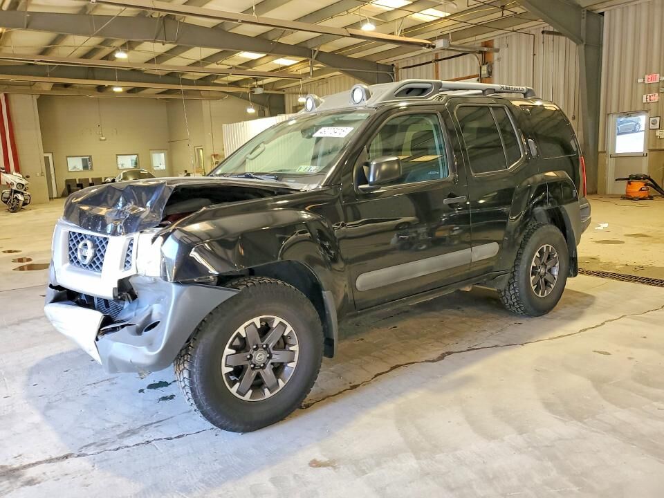 2015 NISSAN Xterra