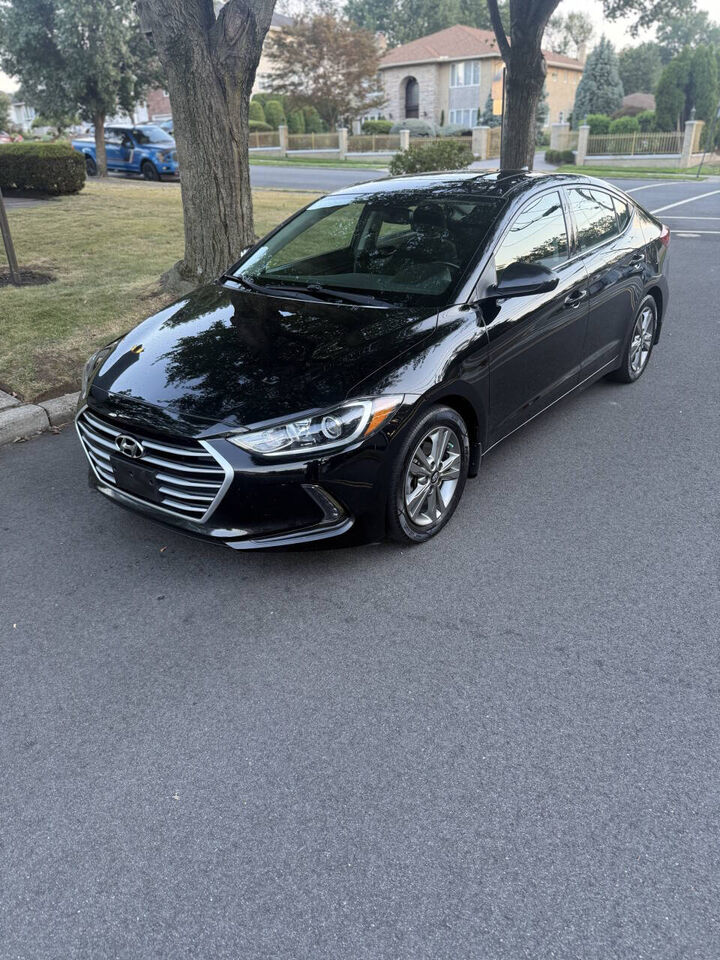 2018 HYUNDAI Elantra