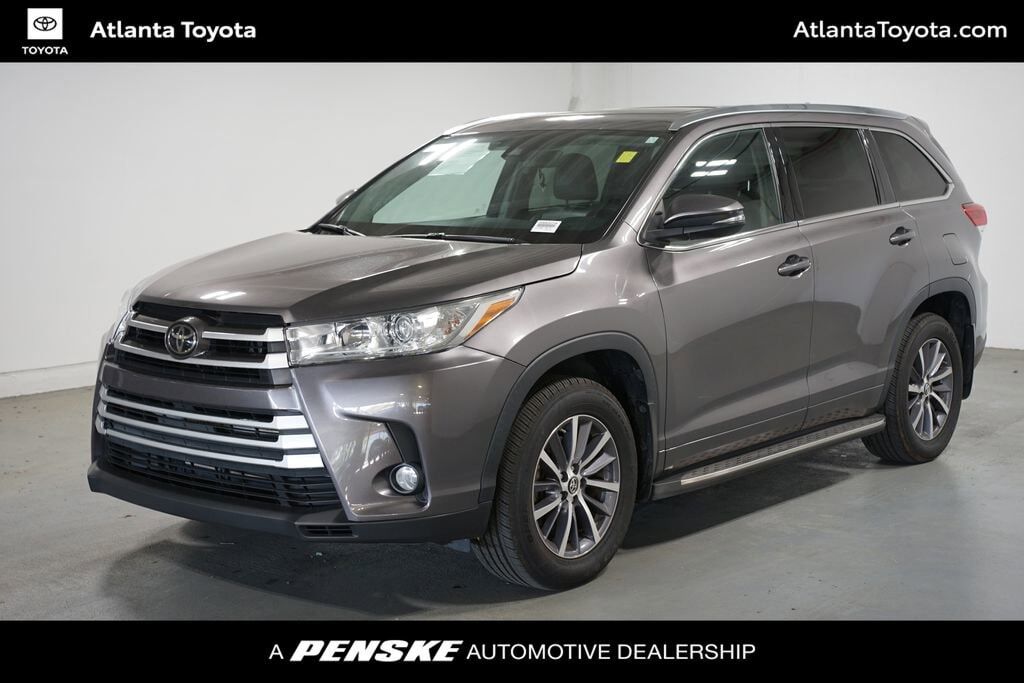 2017 TOYOTA Highlander