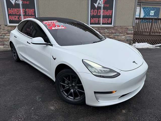 2019 TESLA Model 3