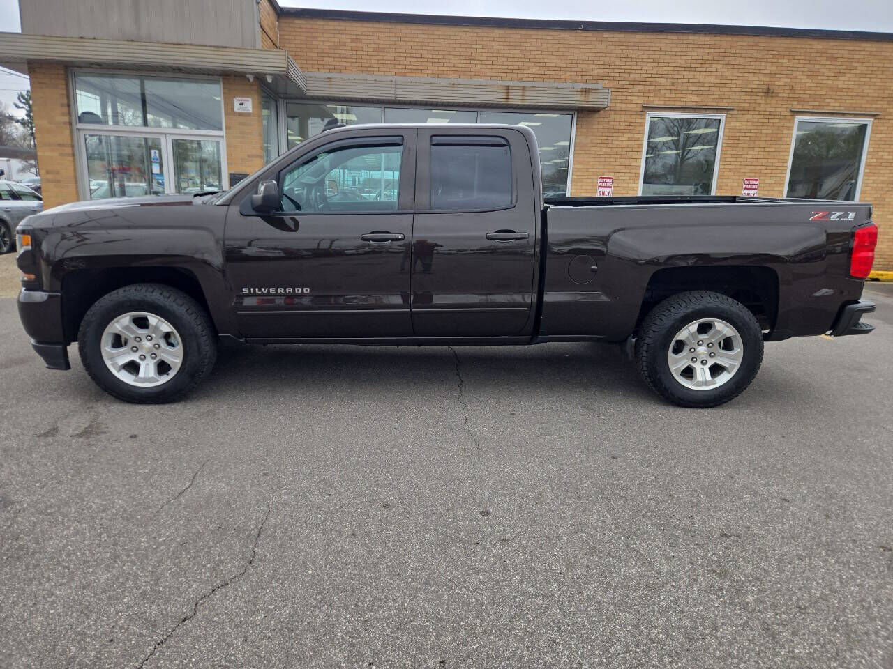 2018 CHEVROLET Silverado