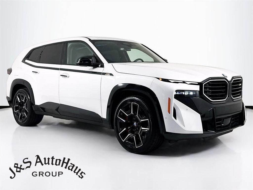 2024 BMW XM