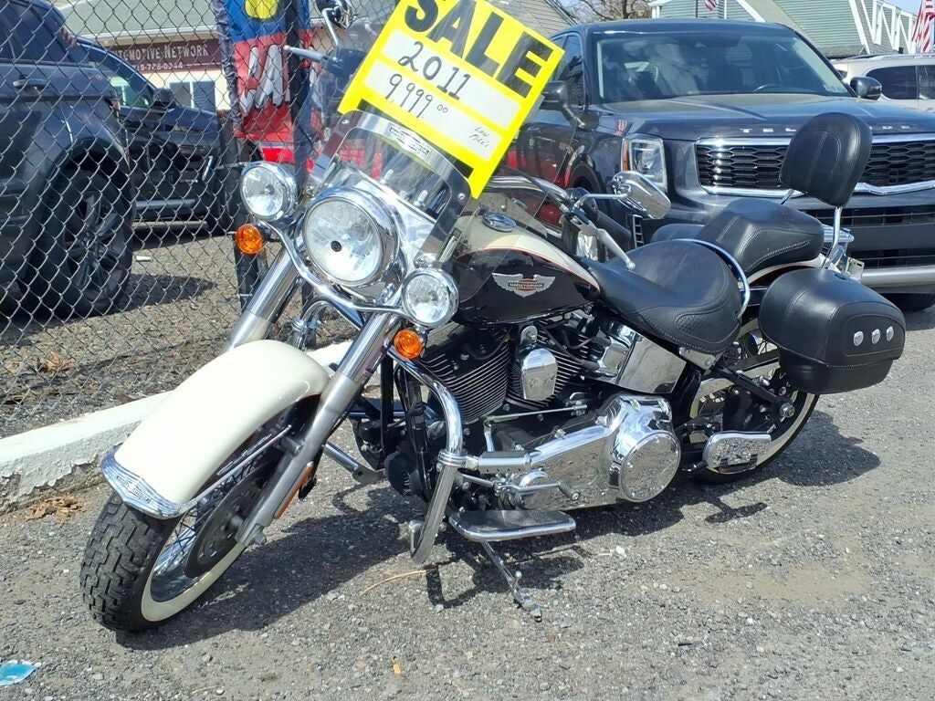 2011 HARLEY DAVIDSON Softail Deluxe