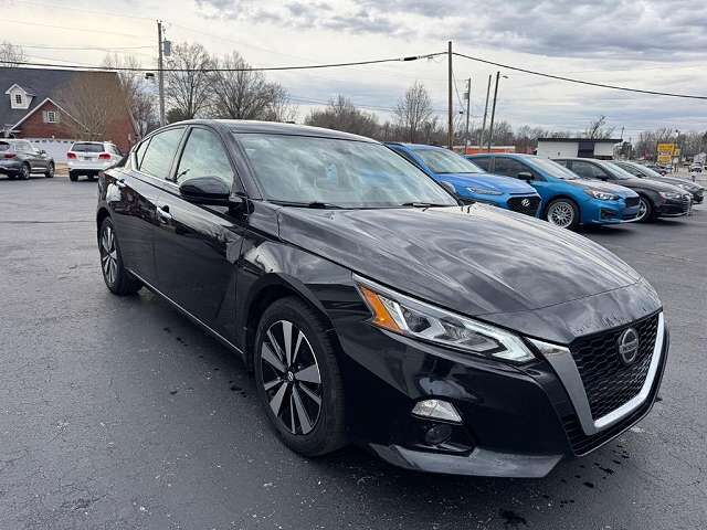 2022 NISSAN Altima