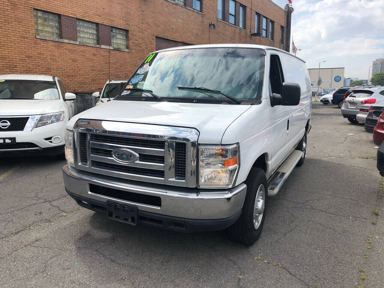 2011 FORD E-250