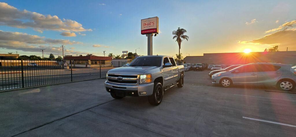 2011 CHEVROLET Silverado