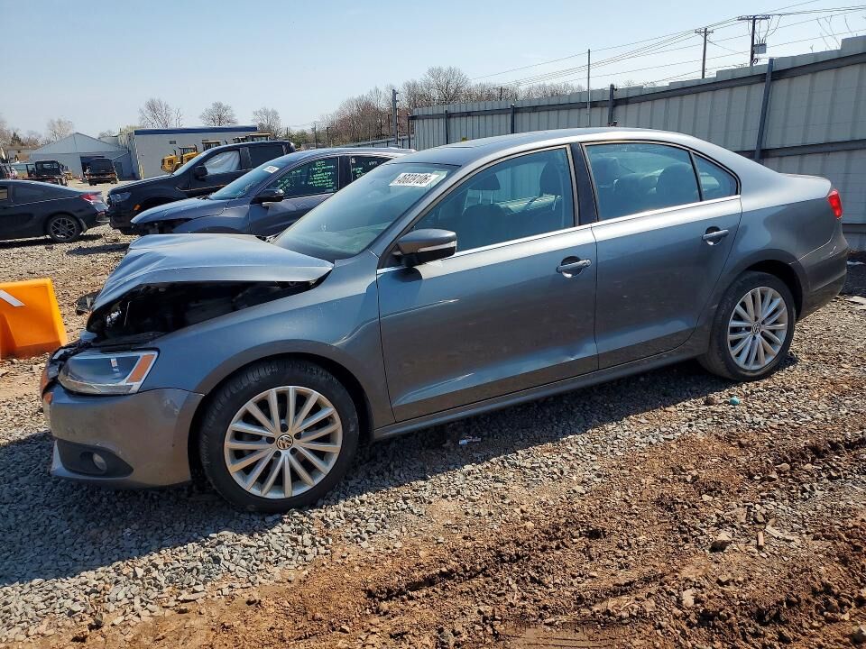 2011 VOLKSWAGEN Jetta