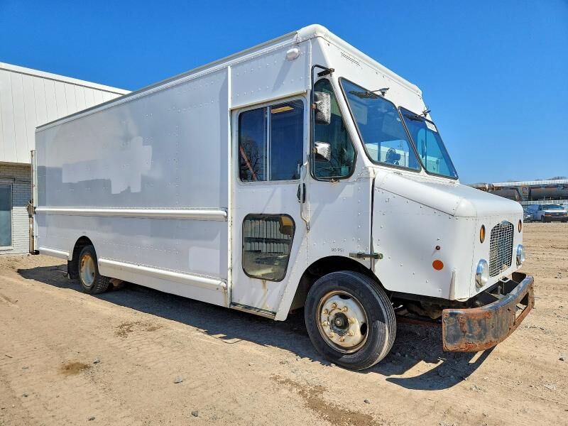 2010 FREIGHTLINER MT 45 Chassis
